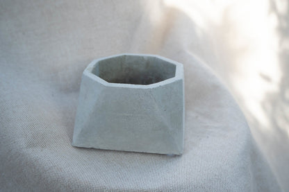 Grey Octagon Plant Pot - Forest InteriorPlant Pots